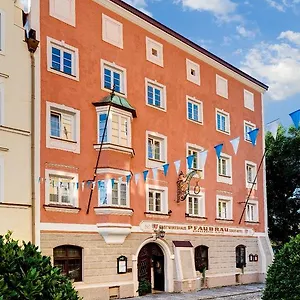Pfaubräu Hotel